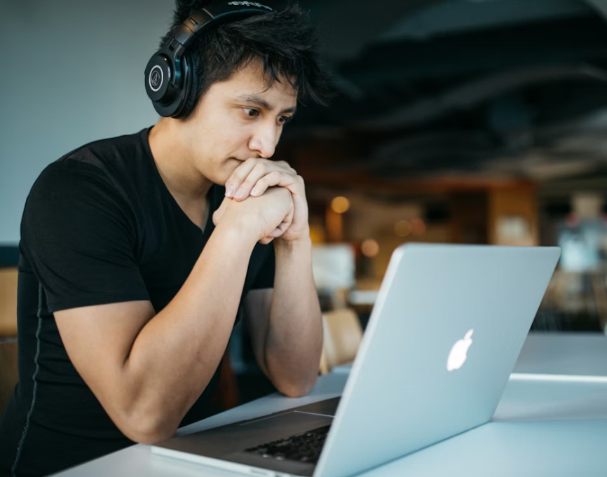 Student exploring university programs on BestCampus